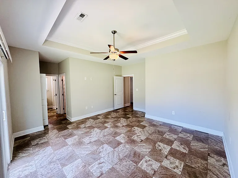 1501 Ferney Dr — Photo 21