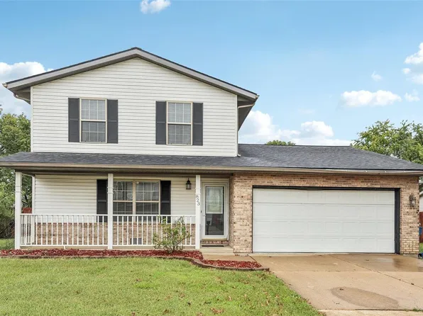 823 Oxen Dr, Shiloh, IL 62221