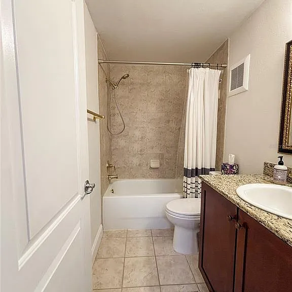 210 5th Ave S #209 — Photo 36