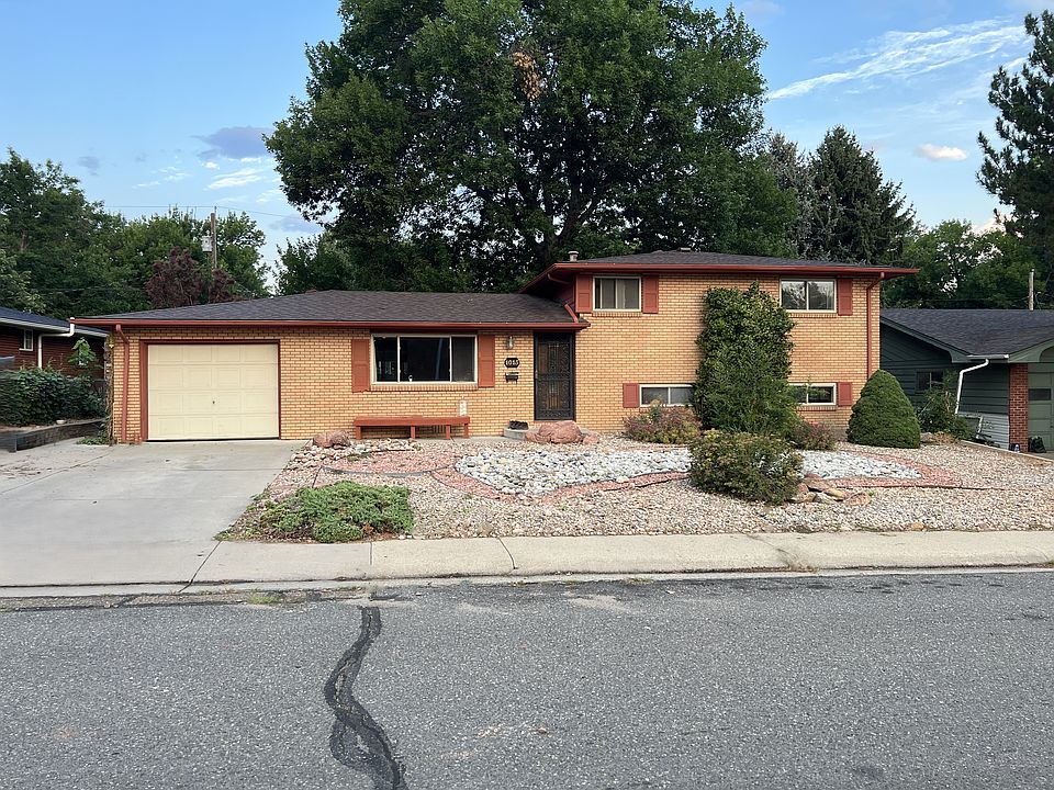 House Front Center