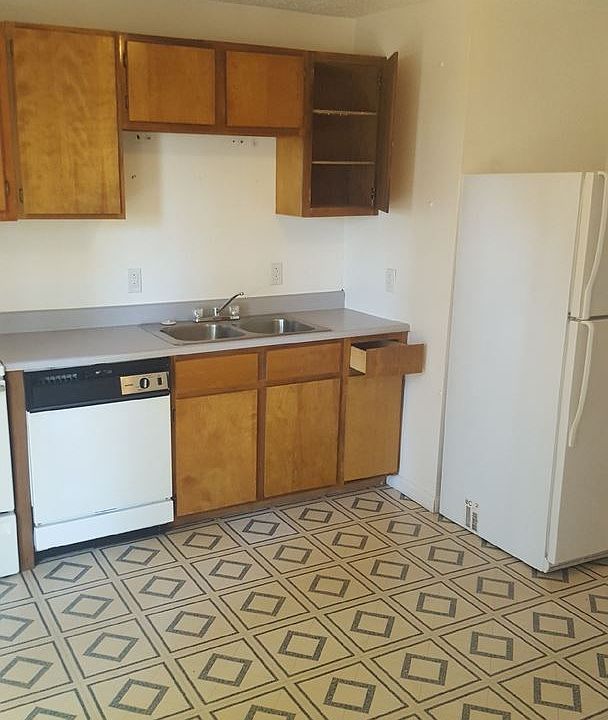 1st image of 1207 N Market St APT B