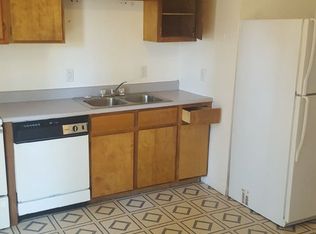1207 N Market St APT B, Marion, IL 62959