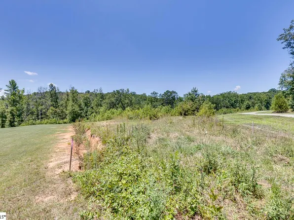 Barnett Valley Ct, Travelers Rest, SC 29690