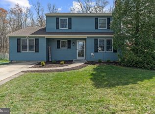 4 Lincoln Ln, Marlton, NJ 08053
