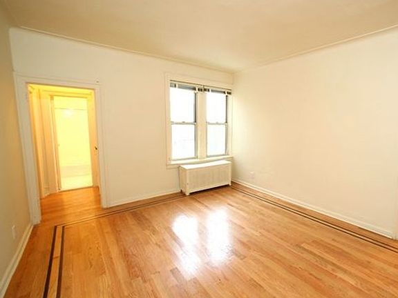 3rd image of 1 Prospect Park SW #7KKF