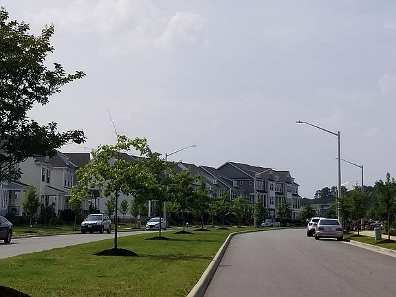 4th image of 1451 Independence Blvd