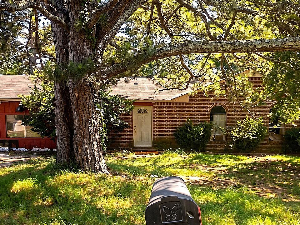 1st image of 165 Meadowlark Ln