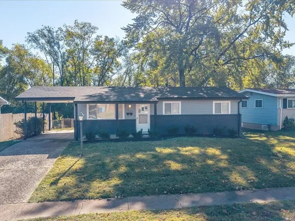 1830 Apple Blossom Ct, Florissant, MO 63031