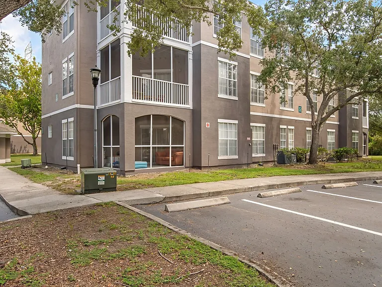 9301 Crescent Loop Cir #206 — Photo 2