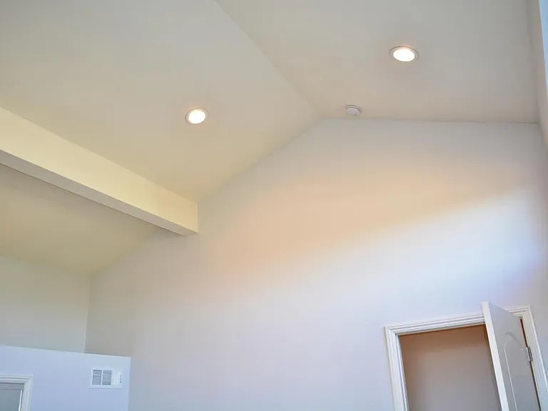 2491 Purdue Ave #201 — Photo 24