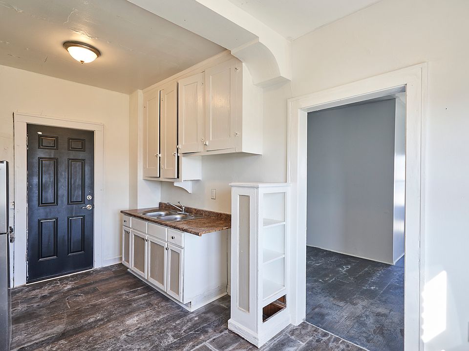 2nd image of 336 Eddy Rd APT 8
