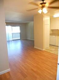 1st image of 950 Linden Ave APT 216
