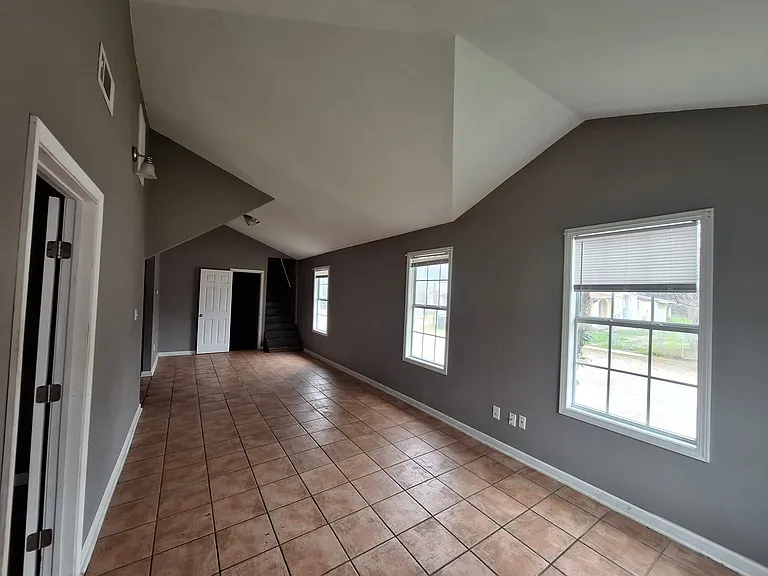 125 Cometa St #1 — Photo 6