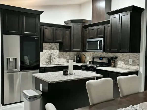 8735 E 41st Pl, Yuma, AZ 85365