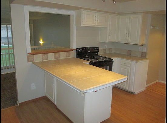 2nd image of 5661 S Woodshire Ct