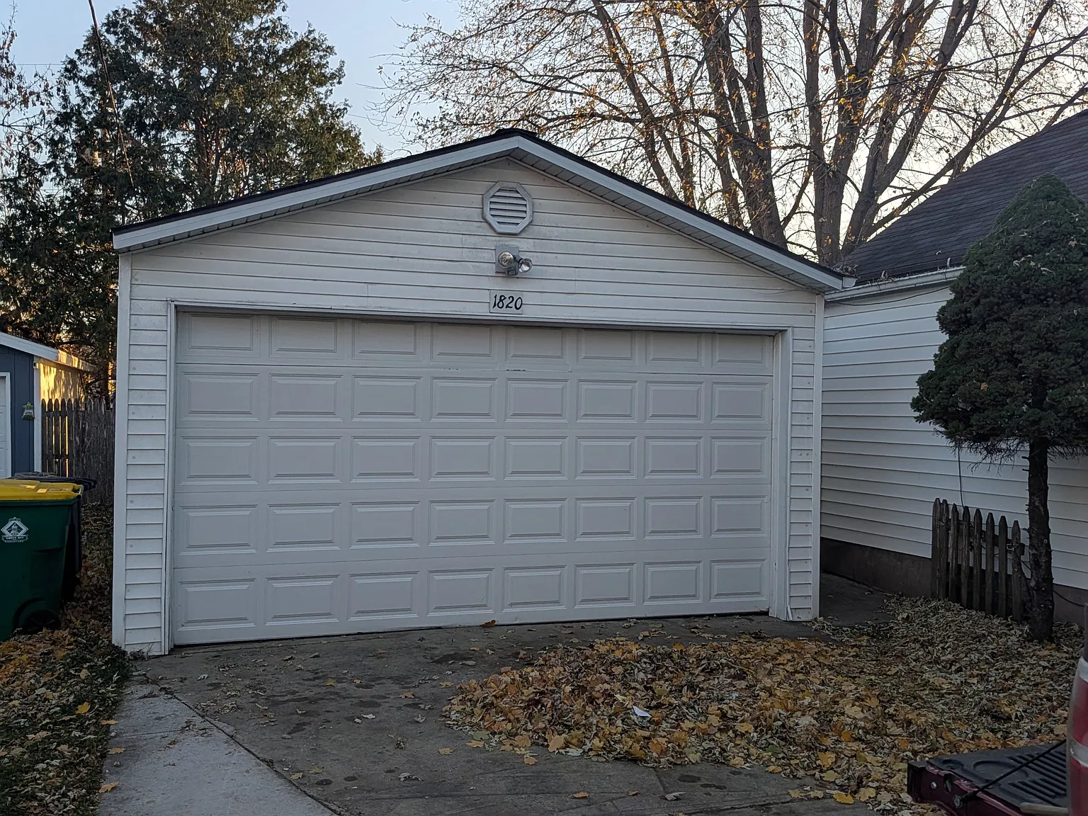1820 Harold Street - 1 — Photo 2