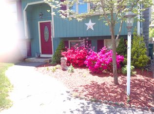 42 Grant St, Attleboro, MA 02703