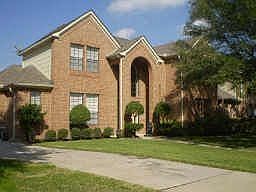 ESTATE HOME ON A HUGE CORNER LOT.