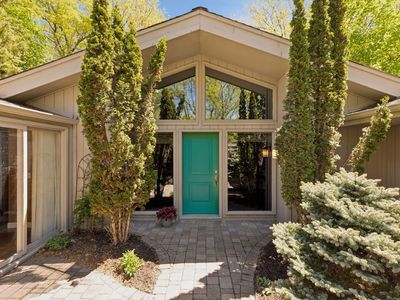 4785 Bayswater Rd, Shorewood, MN, 55331