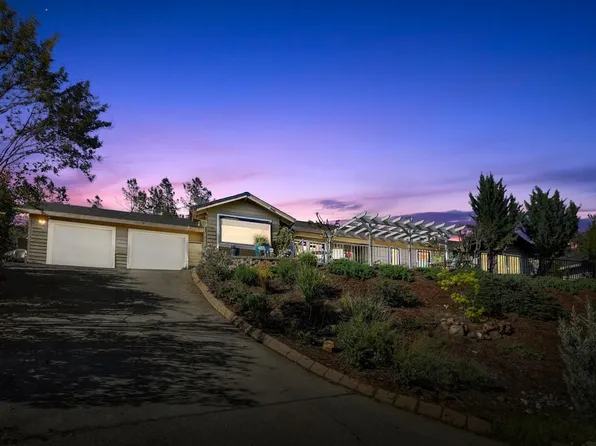 3393 Sudbury Rd, Cameron Park, CA 95682