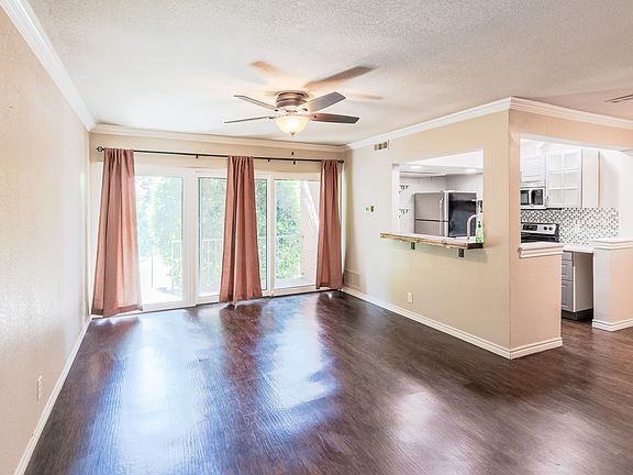 2nd image of 502 E Avenue J APT A