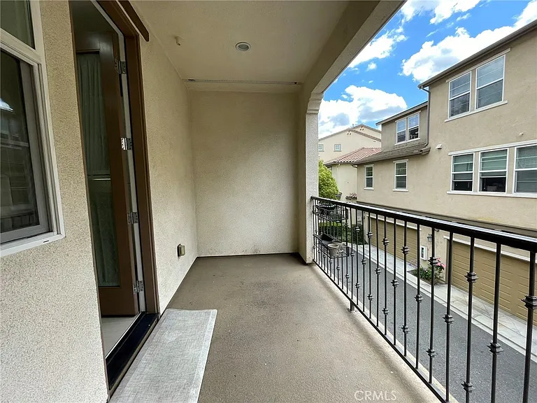 810 E Promenade #C — Photo 17