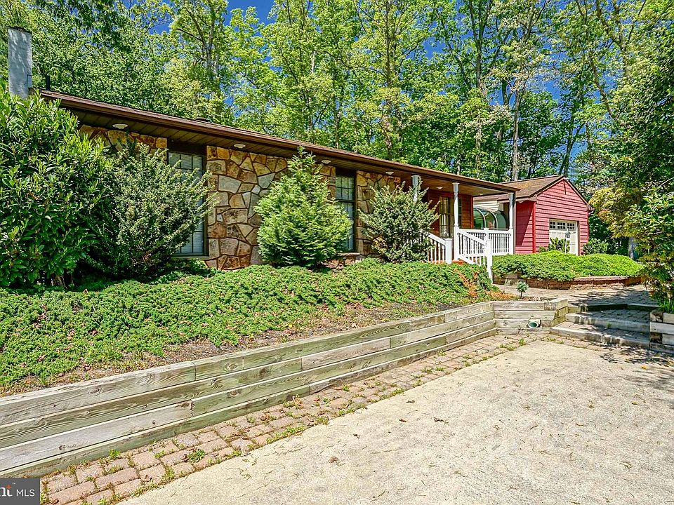 1061 W Malaga Rd, Williamstown, NJ 08094 Zillow