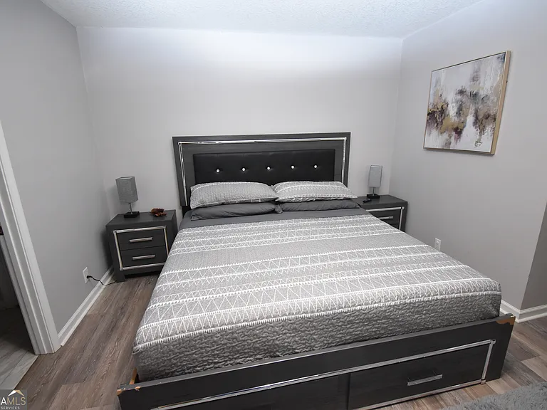 218 S Lake Forest Dr — Photo 8