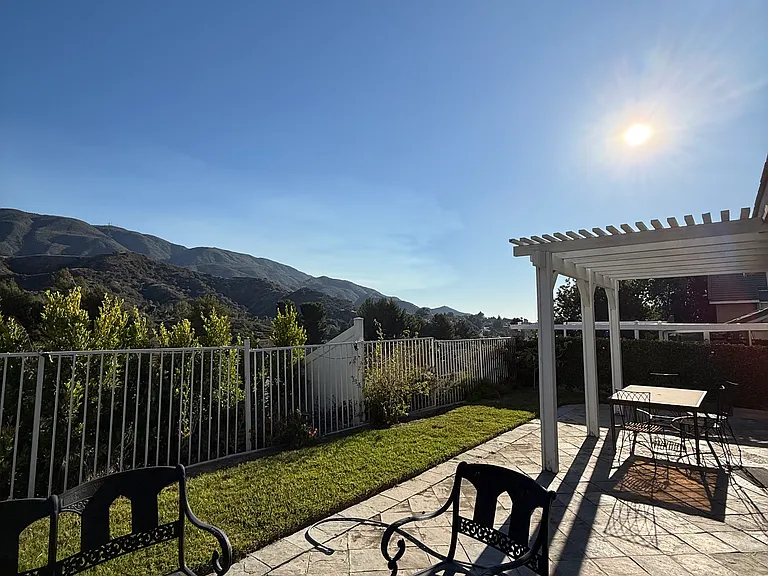 Deaver Dr — Photo 35
