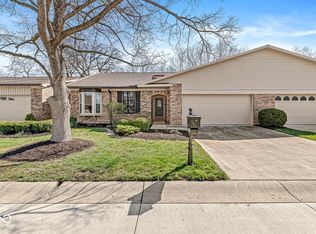 8433 Quail Hollow Rd, Indianapolis, IN 46260