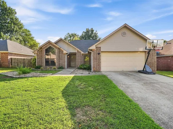 2420 Morse Dr, Conway, AR 72032