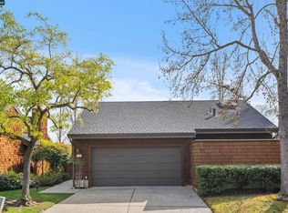 304 Village View Ct, Orinda, CA 94563