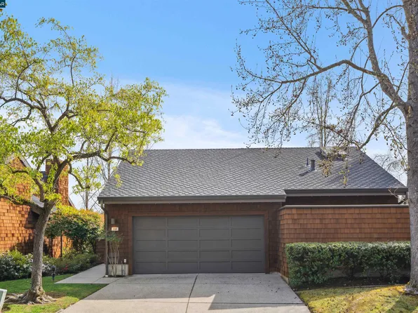 304 Village View Ct, Orinda, CA 94563