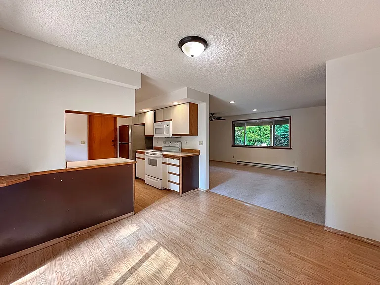 6909 133rd Ct NE — Photo 8