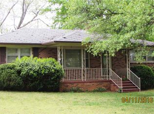 127 Swain Ave, Boiling Springs, SC 29316