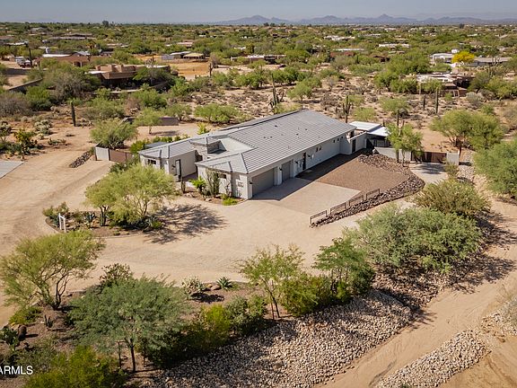 5th image of 6117 E Dixileta Drive