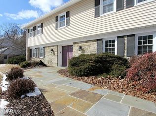 7405 Miller Fall Rd, Rockville, MD 20855