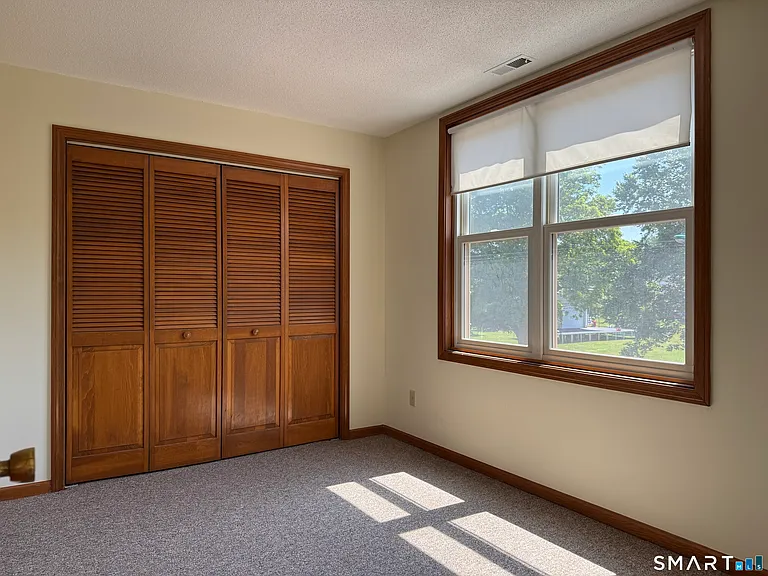 1022 W Main St #4 — Photo 9