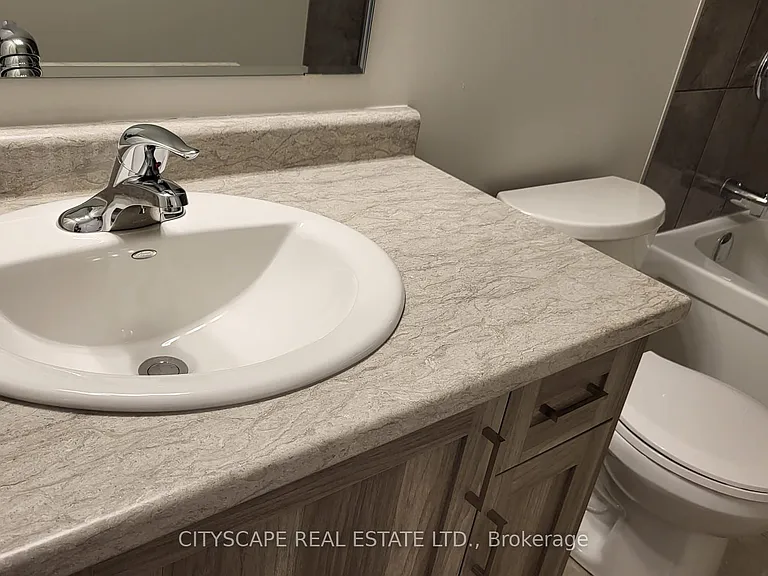261 Woodbine Ave #C053 — Photo 20
