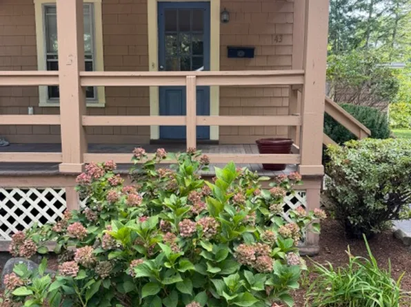 43 Mechanic St #43, Foxboro, MA 02035