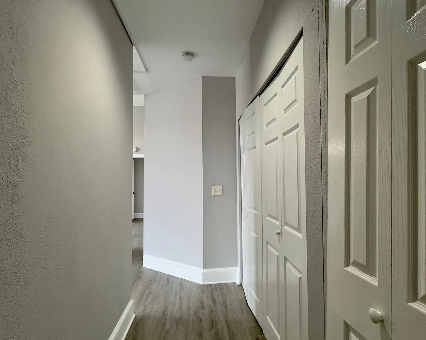 For Rent: Spacious Urban Living at 1322-1324 Eutaw Pl Your Ideal City Dwelling! — Photo 4
