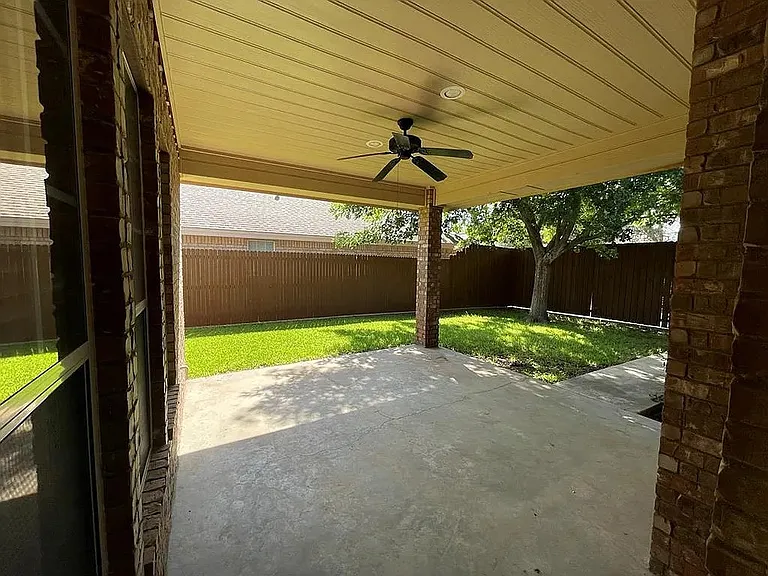 3201 Southridge Ct — Photo 28