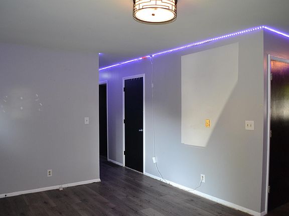 3rd image of 510 N Patty Ln