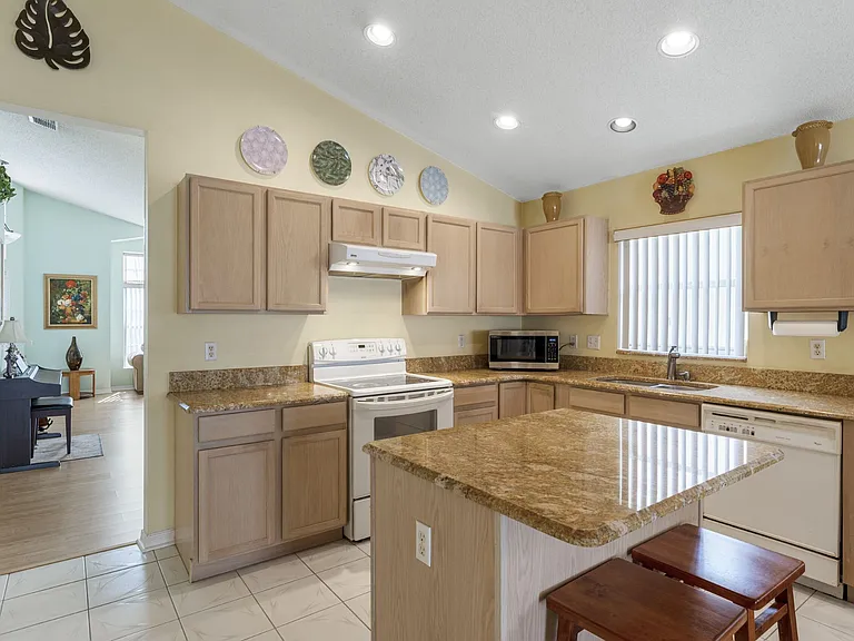 12364 Arlington Park Ln — Photo 12