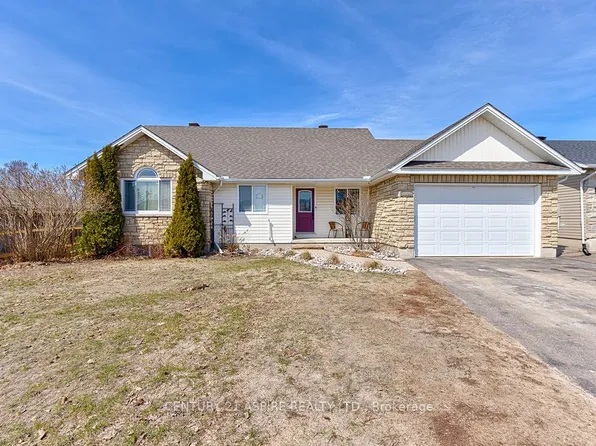 1034 Limestone Trl, Petawawa, ON K8H 0A5