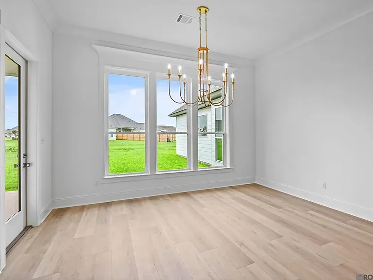 4463 Camargue Ave — Photo 14