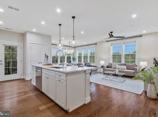 2319 Field Point Rd UNIT 104, Herndon, VA 20171