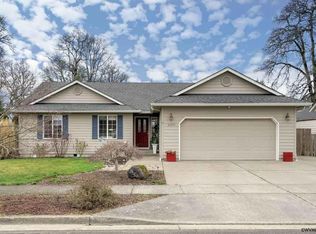 1659 Hummingbird Ln, Stayton, OR 97383