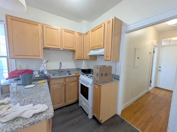 392 Washington St, Somerville, MA