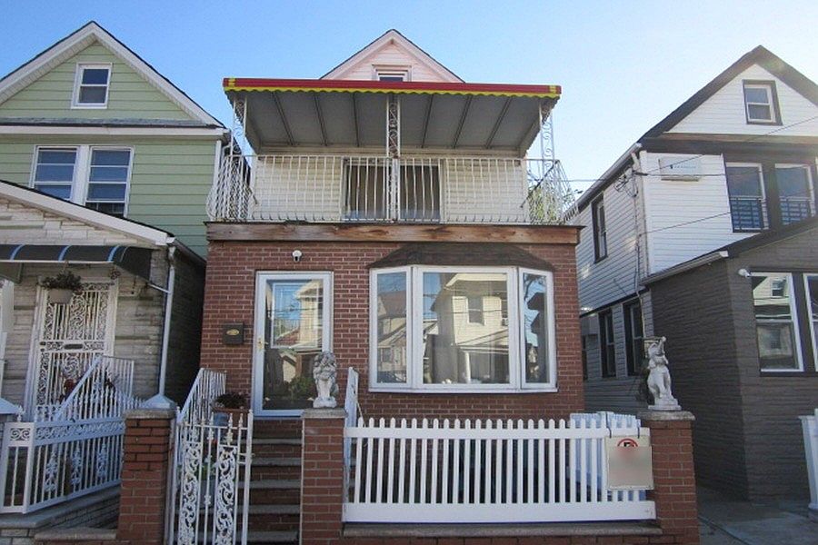 1st image of 10431 131st St